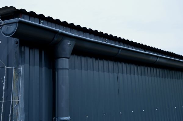 Professional Metal Sheeting Installation